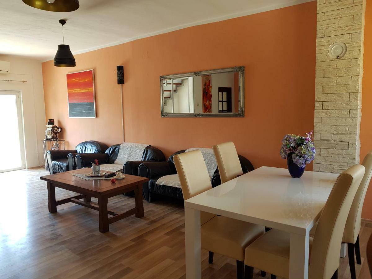 Holiday House "Villa Flora" Szybenik Zewnętrze zdjęcie