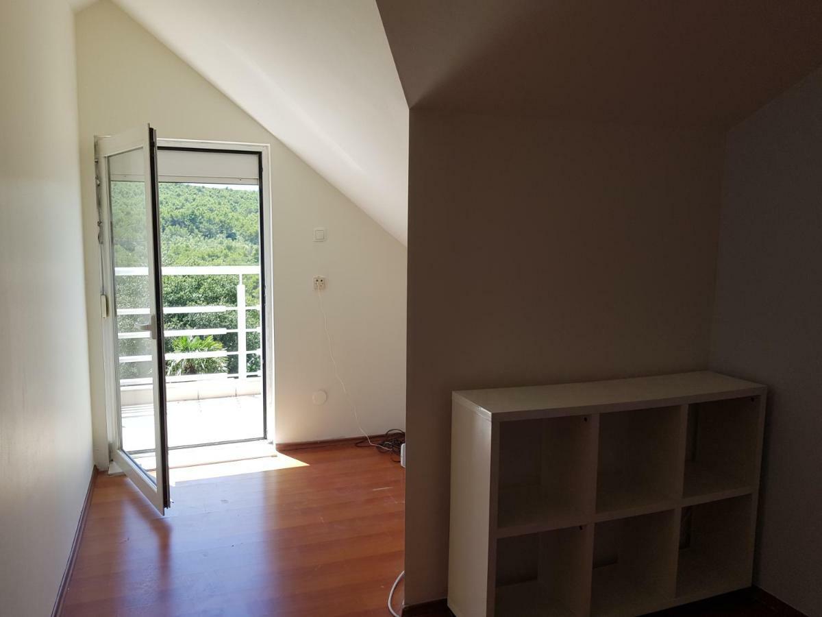 Holiday House "Villa Flora" Szybenik Zewnętrze zdjęcie