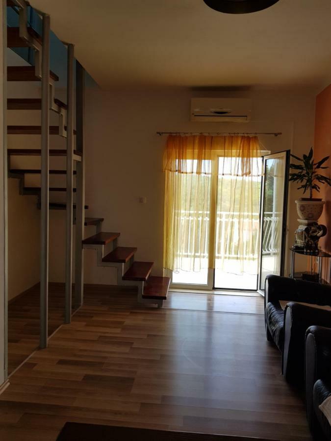 Holiday House "Villa Flora" Szybenik Zewnętrze zdjęcie