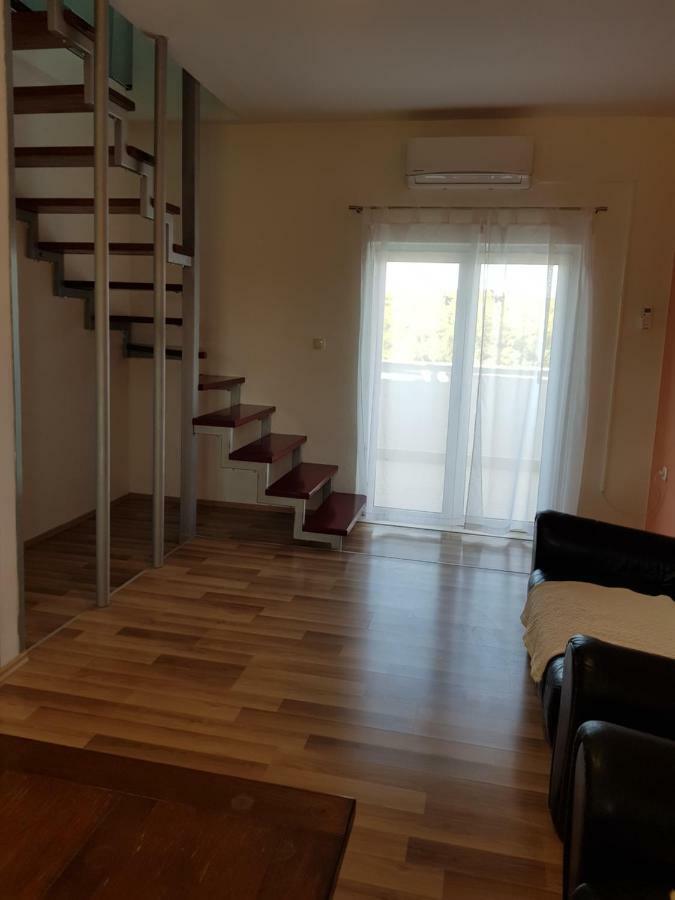 Holiday House "Villa Flora" Szybenik Zewnętrze zdjęcie